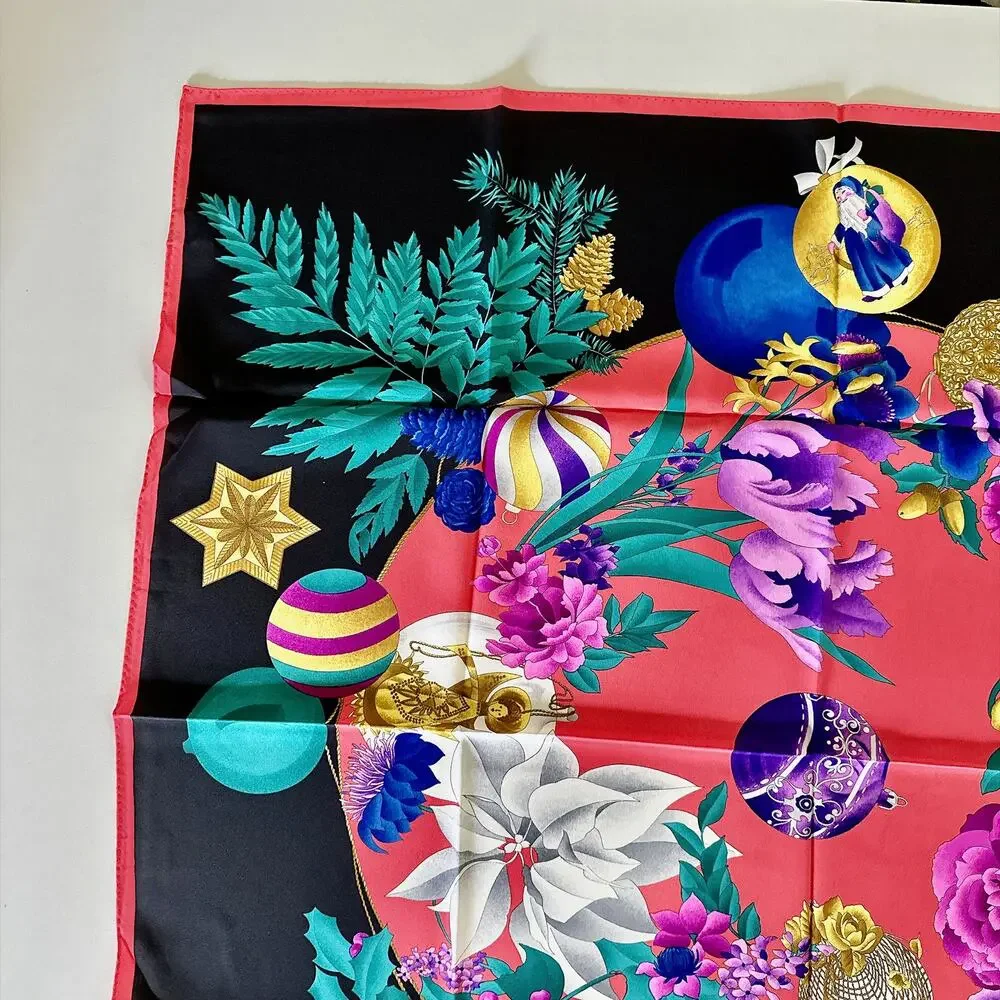 VINTAGE LEONARD HOLIDAY SILK SCARF IN GIFT BOX